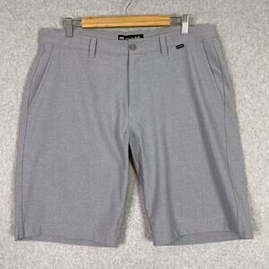 Travis Mathew Shorts Mens 36 Grey Striped Performance Chino Short